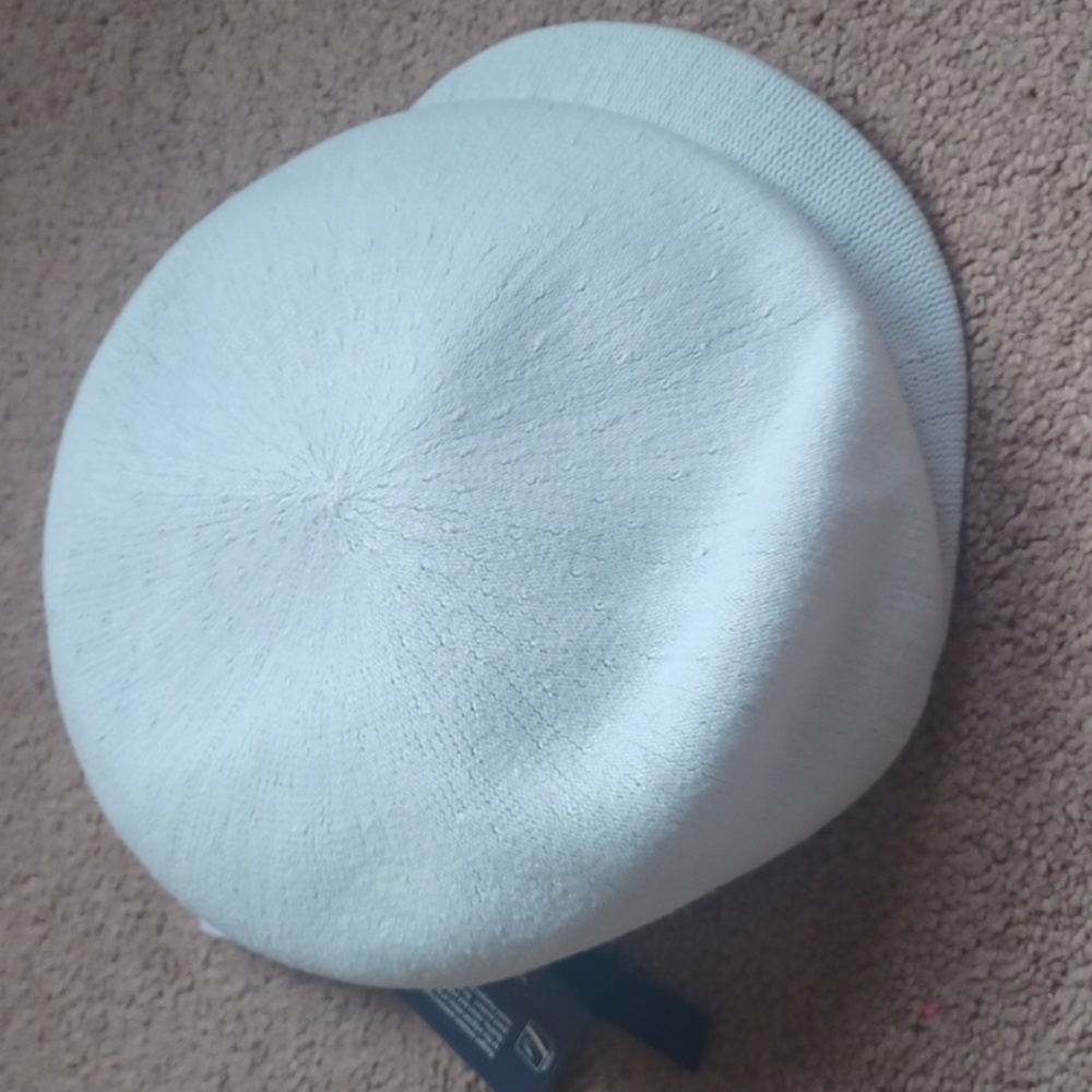 Never worn nwt Kangol bamboo Cap light blue
